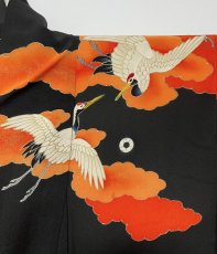 画像11: 正絹 / アンティーク 婚礼黒引き振袖 / 飛鶴 / 大波 / 瑞雲 / 刺繍入り (11)