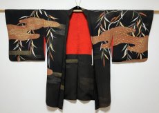 画像2: 正絹 / アンティーク 黒羽織 / 白鷺 / 柳 / ヱ霞 / 金彩 / 手刺繍 (2)