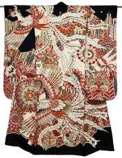 画像1: 正絹 / アンティーク 婚礼黒引き振袖 / 鳳凰 / 金彩 駒刺繍 / 広衿 (1)