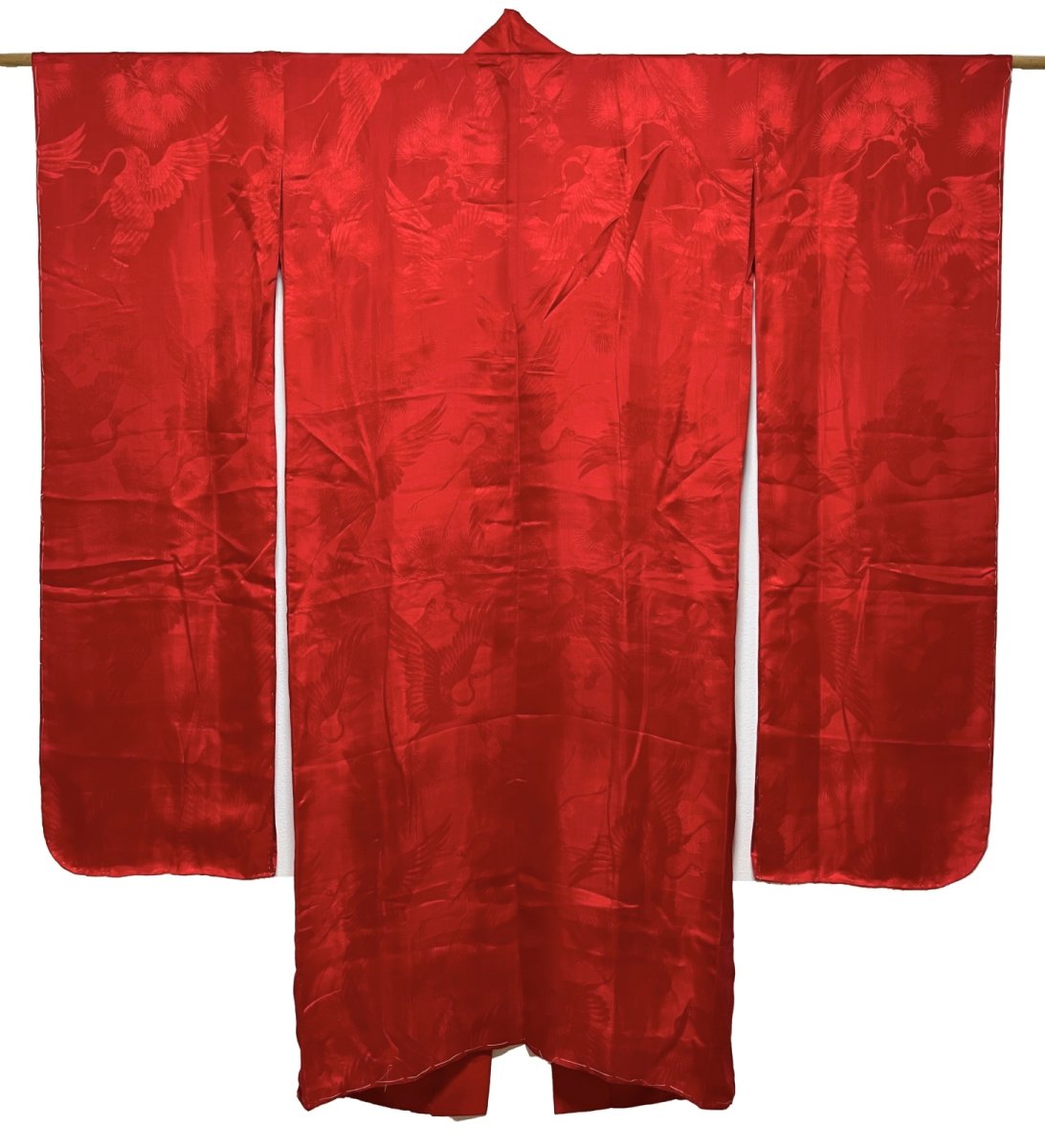 画像1: 正絹 / アンティーク振袖用長襦袢 / 綸子 / 松に飛鶴  (1)