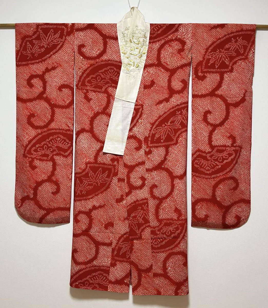 画像2: 正絹 / アンティーク 振袖用長襦袢 / 絞り / 扇面 / 唐草 / 刺繍襟付き / 広衿 (2)