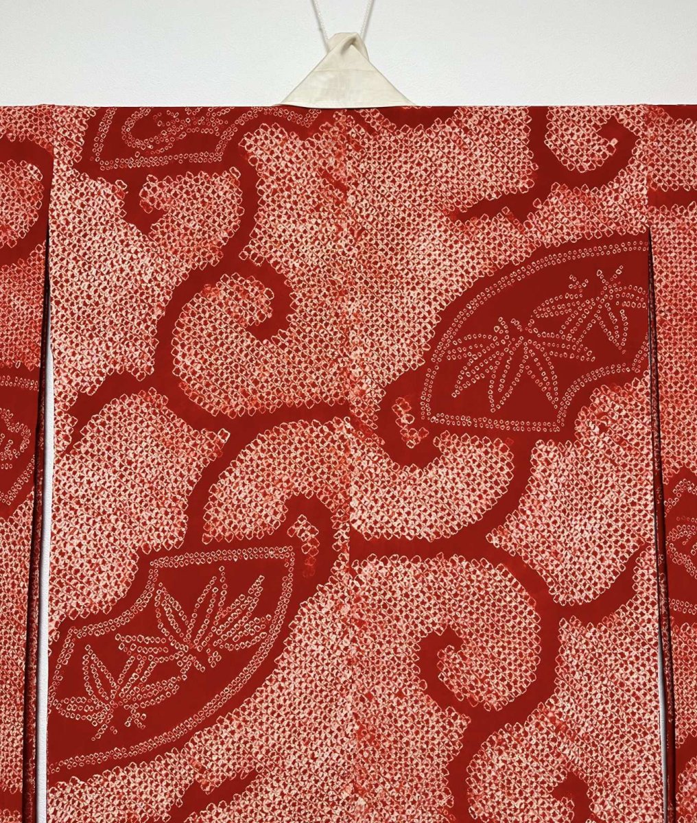 画像4: 正絹 / アンティーク 振袖用長襦袢 / 絞り / 扇面 / 唐草 / 刺繍襟付き / 広衿 (4)