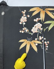 画像15: 正絹 / アンティーク 婚礼黒引き振袖 / 松竹梅 / 御所車 / 扇面 / 広衿 (15)