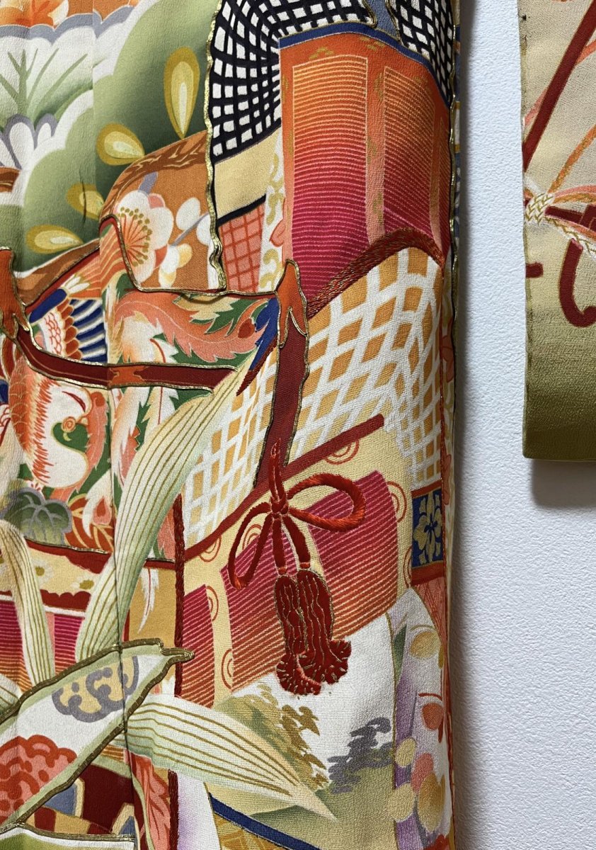画像10: 正絹 / アンティーク 振袖 / 松竹梅 / 御所車 / 観世水 / 橙茶色 (10)