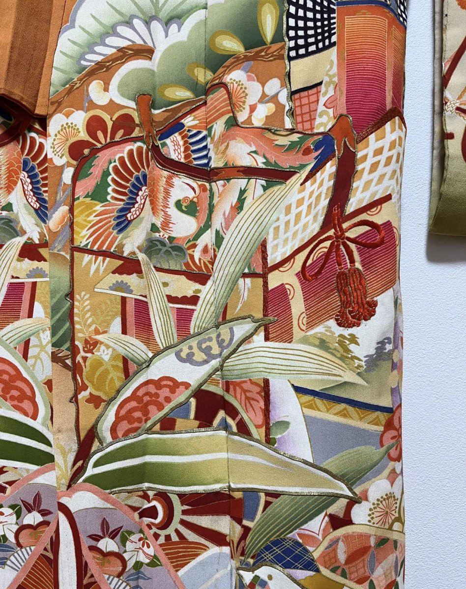 画像9: 正絹 / アンティーク 振袖 / 松竹梅 / 御所車 / 観世水 / 橙茶色 (9)
