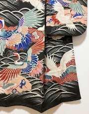 画像7: 正絹 / アンティーク 婚礼黒引き振袖 / 飛鶴 / 大波 / 瑞雲 / 宝尽くし / 広衿 (7)