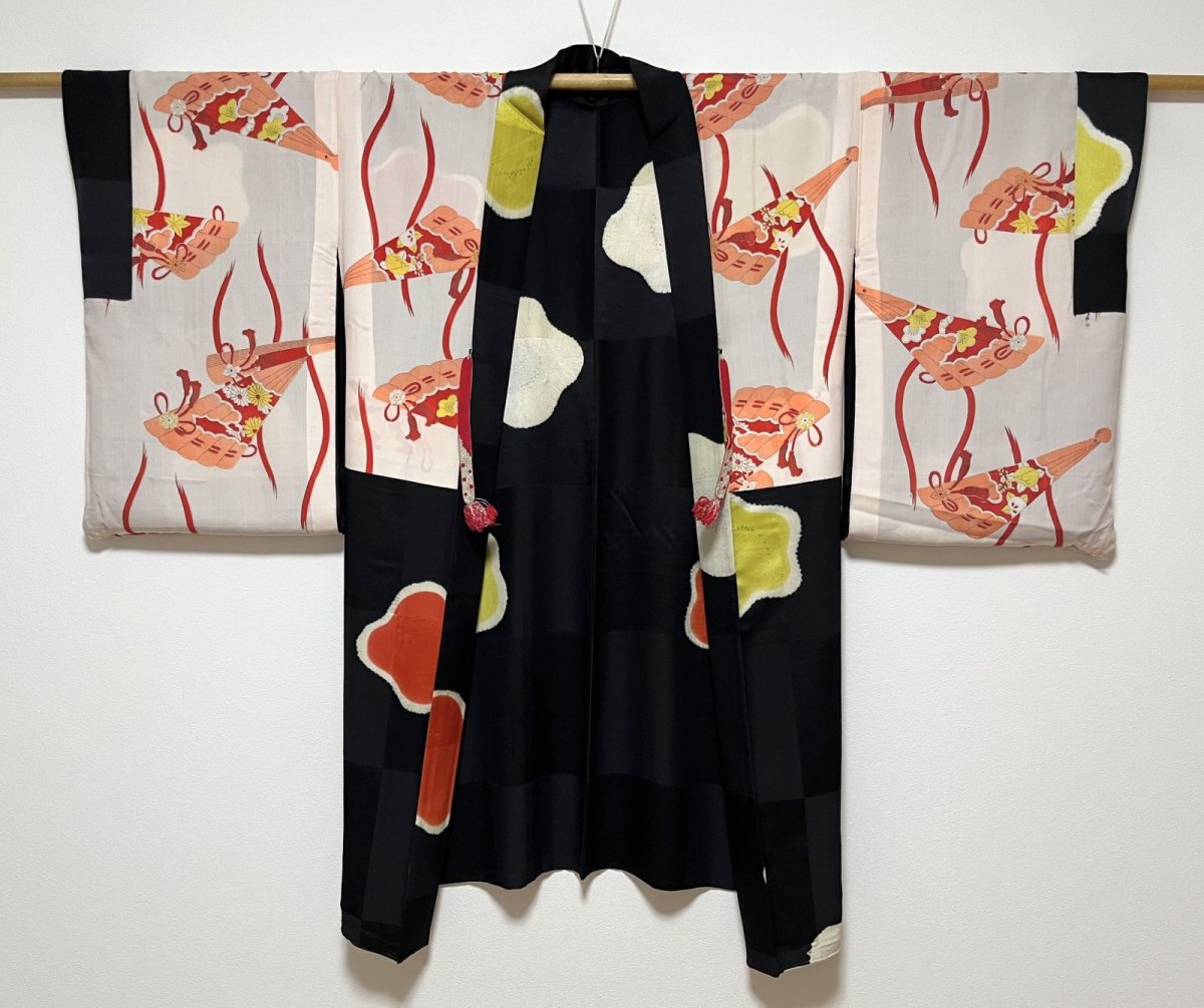 画像4: 正絹 / アンティーク 長羽織 / 絞り梅花 / 市松の地紋  (4)