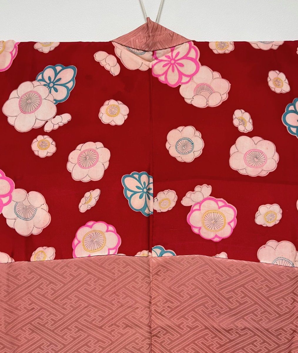 画像9: 正絹 / アンティーク 羽織 / 牡丹 / 紗綾形 / 手刺繍 / コーラル (9)