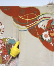 画像12: 正絹 / アンティーク 振袖 / 幔幕 / 宝尽くし / 扇 / 飛鶴 / 刺繍 / 広衿 (12)