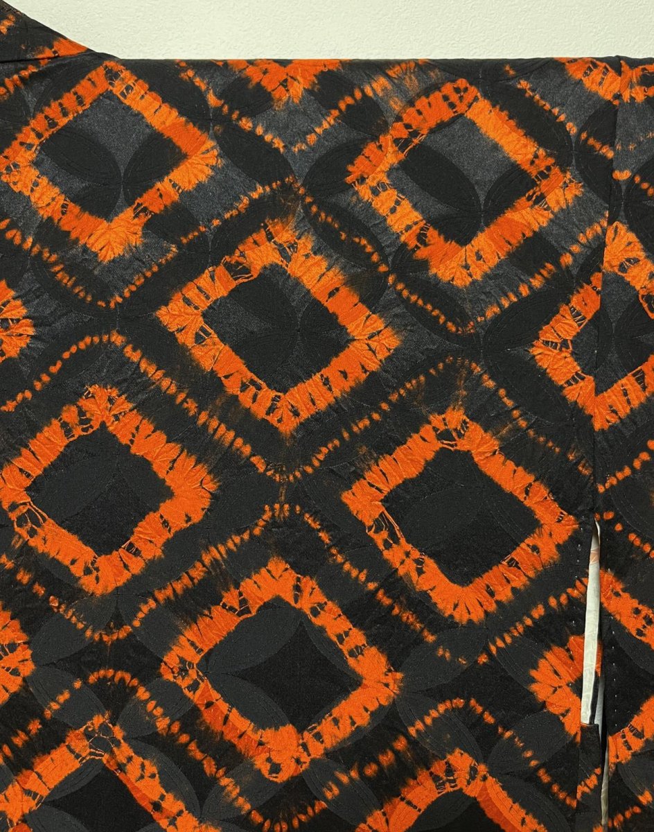 画像4: 正絹 / 羽織 / 絞り染め / 黒 x オレンジ (4)