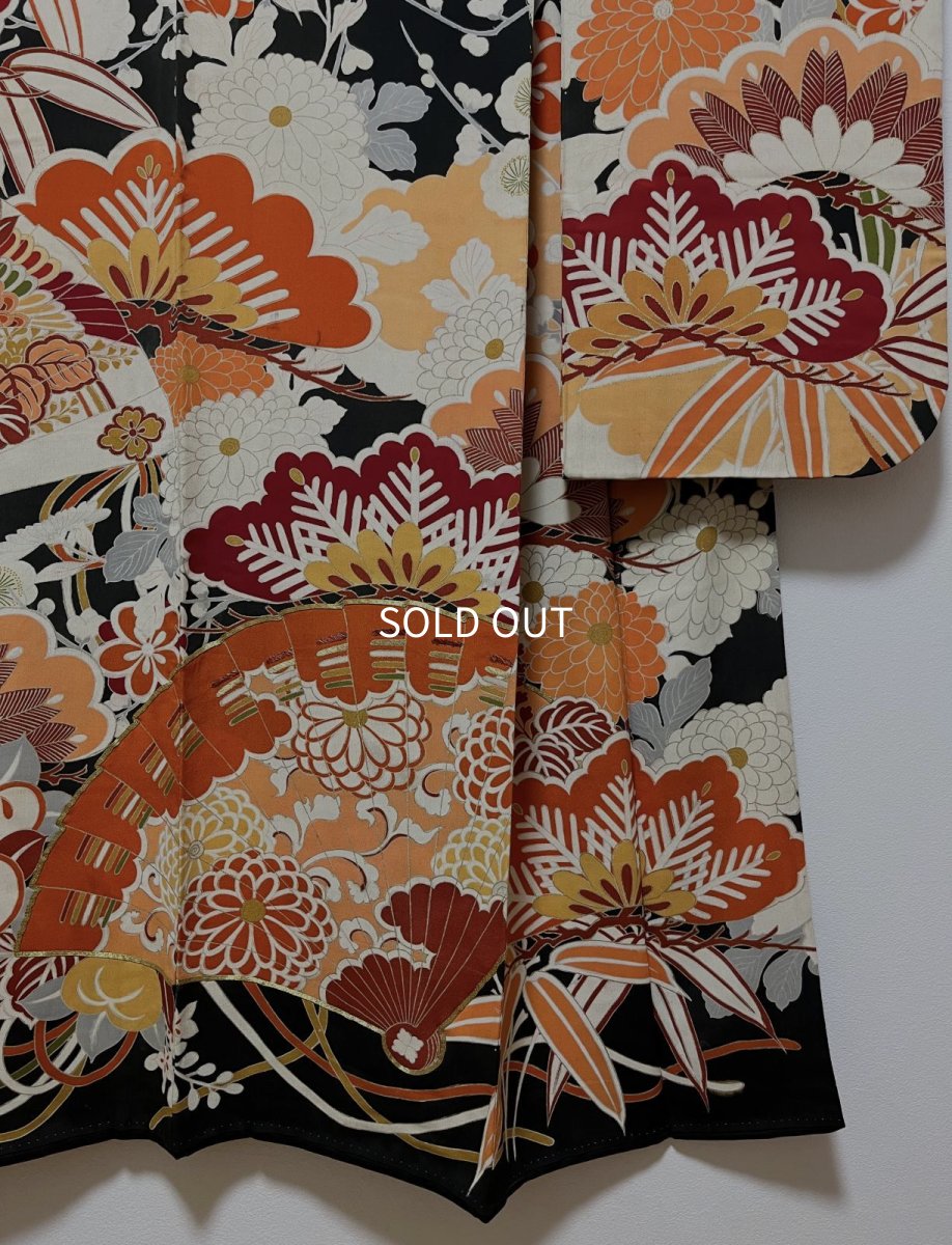 画像6: 正絹 / アンティーク 婚礼黒引き振袖 / 松竹梅 / 扇 / 飛鶴 / 吉祥 / 広衿 (6)