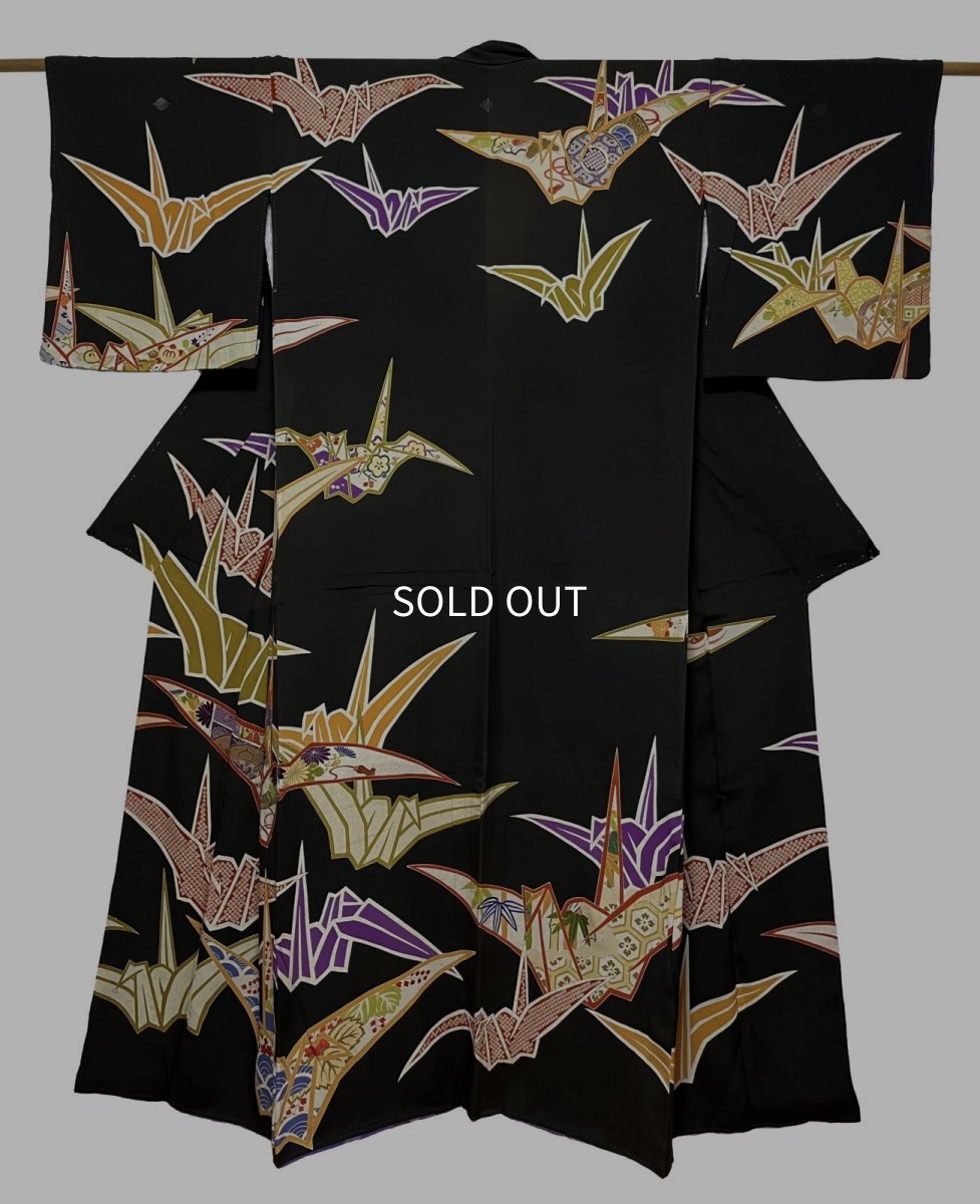 画像1: 正絹 / アンティーク 訪問着 / 折鶴 / 金彩 刺繍入り / 振袖仕立て直し品 (1)