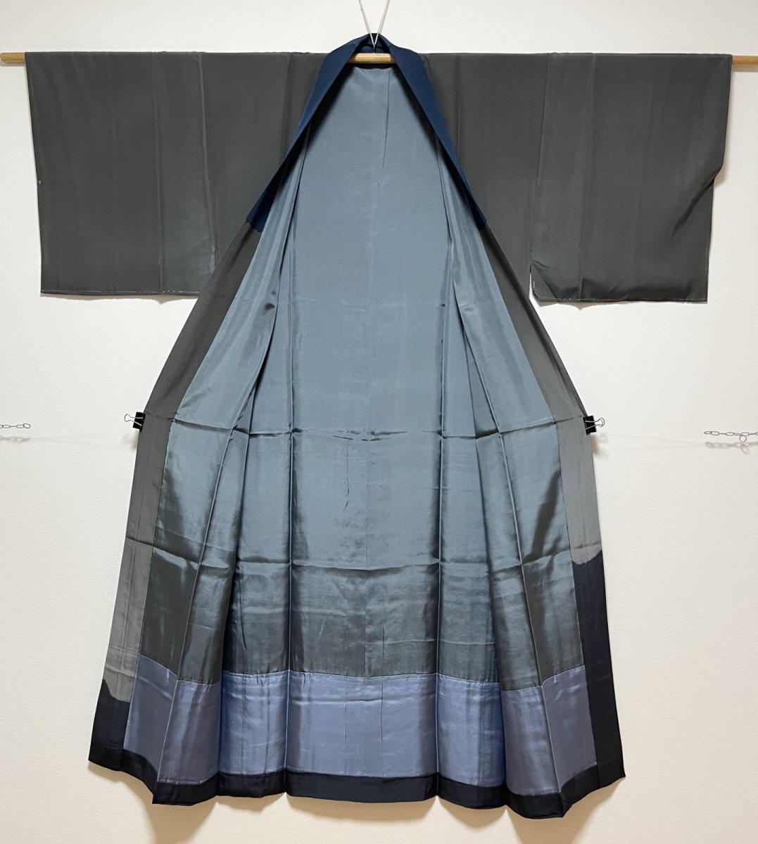 画像3: 正絹 / 男物 長襦袢 / 龍 / 波 / 絞り染め / グレー (3)