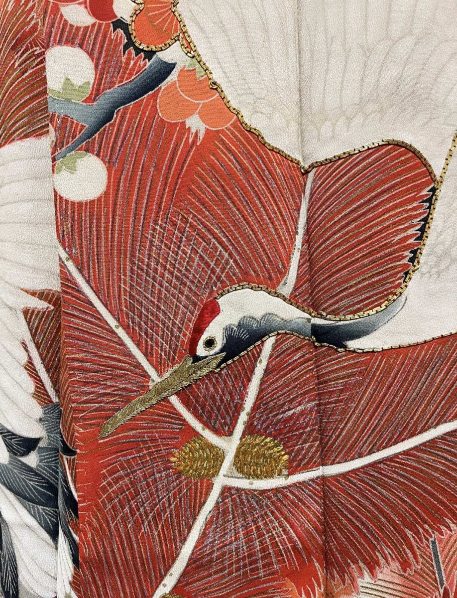 画像13: 正絹 / アンティーク 婚礼黒引き振袖 / 飛鶴 / 松竹梅 / 扇面 / 刺繍入り (13)