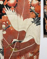 画像12: 正絹 / アンティーク 婚礼黒引き振袖 / 飛鶴 / 松竹梅 / 扇面 / 刺繍入り (12)