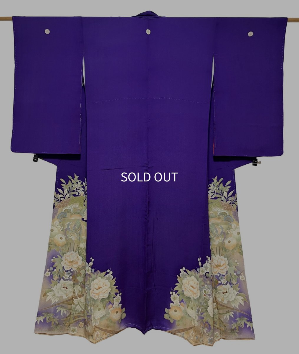 画像1: 正絹 / アンティーク 色留袖 / 牡丹 / 菊花 / 扇 / 濃紫 (1)