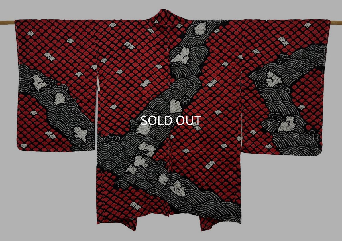 画像1: 正絹 / 総絞り羽織 / 本疋田絞り / 青海波 / 黒 x 赤 / 未使用品 (1)