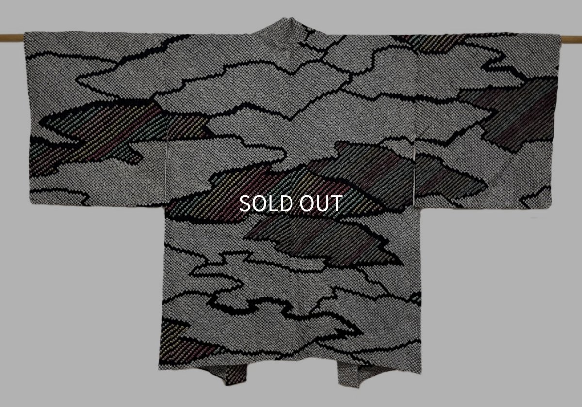画像1: 正絹 / 総絞り羽織 / 疋田絞り / 瑞雲 / 黒  (1)
