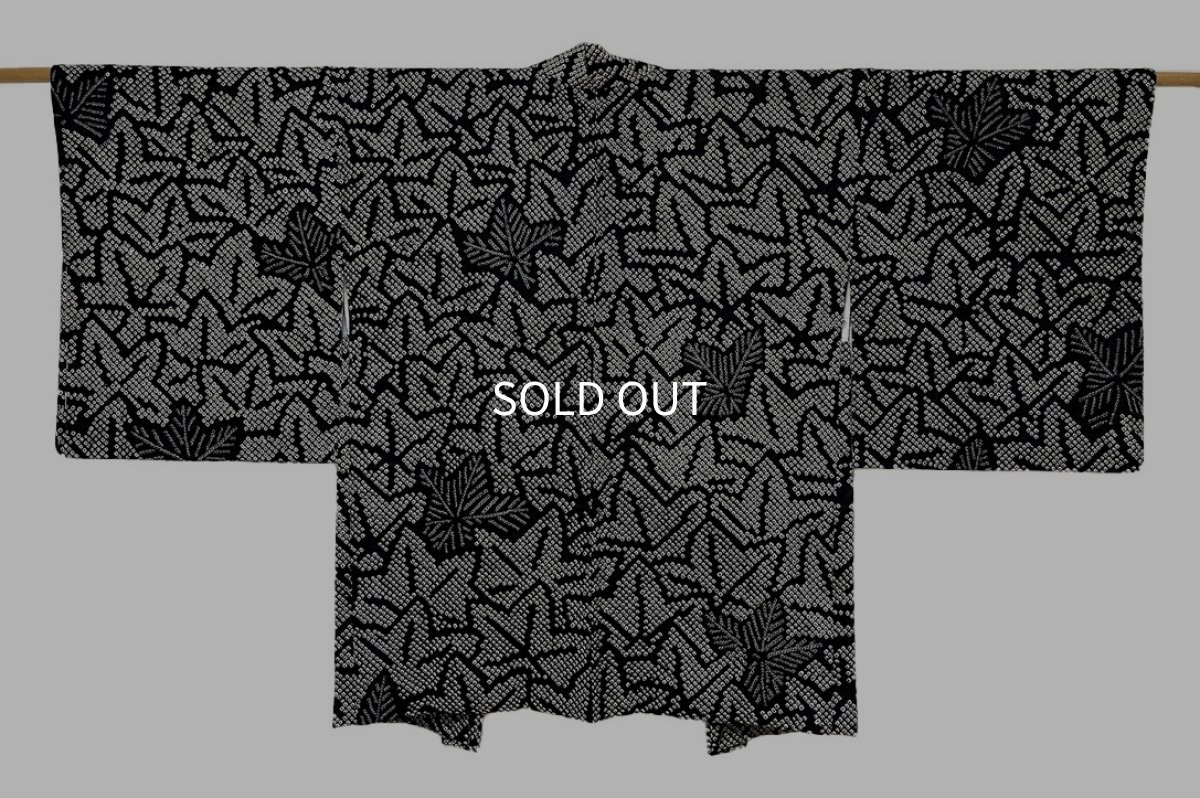画像1: 正絹 / 総絞り羽織 / 本疋田絞り / もみじ / 黒 (1)